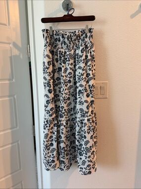 Black Floral Smocked Maxi Skirt - Women